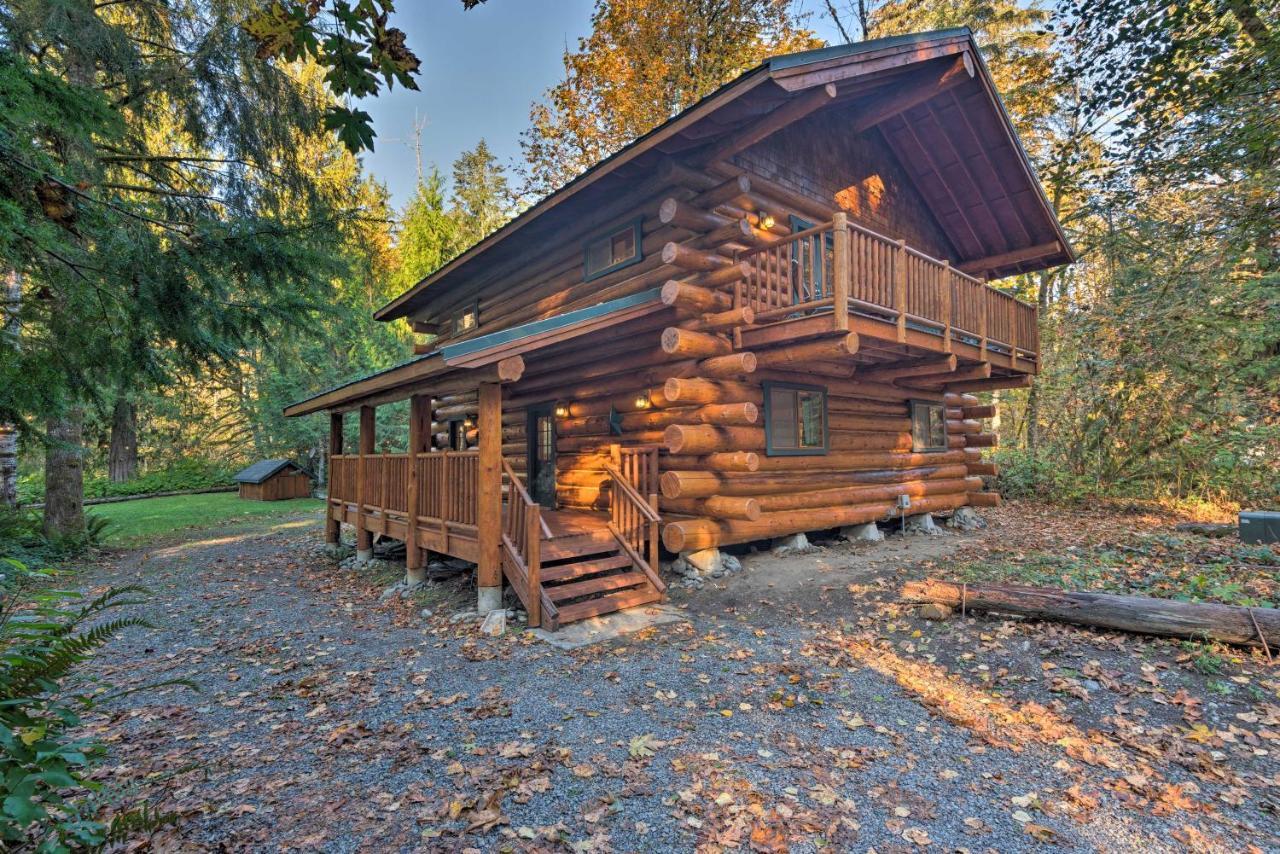 Riverfront Gold Bar Log Cabin Near Stevens Pass! Luaran gambar